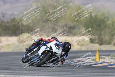 media/Oct-30-2025-Racers Edge (Thu) [[dabbdaf680]]/2-A Group/Session 5 (Turn 6)/